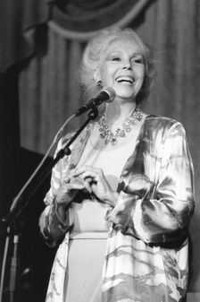 Marion Montgomery, Pizza on The Park, Hyde Park, London, 1999. Creator: Brian Foskett