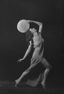 Marion Morgan dancer, between 1914 and 1927. Creator: Arnold Genthe