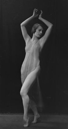 Marion Morgan dancer, between 1914 and 1927. Creator: Arnold Genthe