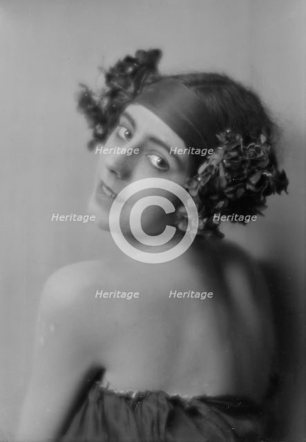 Marion Morgan dancer, portrait photograph, between 1914 and 1927. Creator: Arnold Genthe.