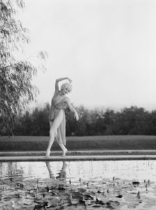 Marion Morgan dancers, between 1914 and 1927. Creator: Arnold Genthe