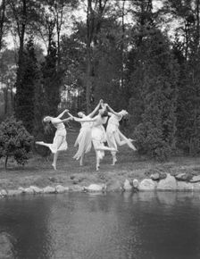 Marion Morgan dancers, between 1914 and 1927. Creator: Arnold Genthe