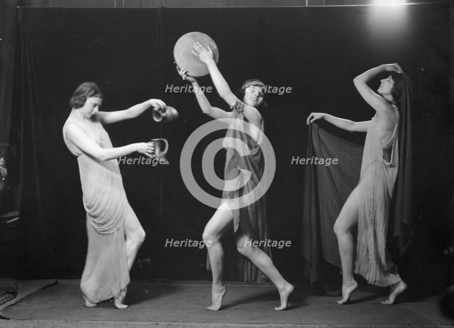 Marion Morgan dancers, between 1914 and 1927. Creator: Arnold Genthe.