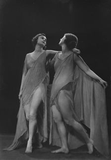 Marion Morgan dancers, between 1914 and 1927. Creator: Arnold Genthe