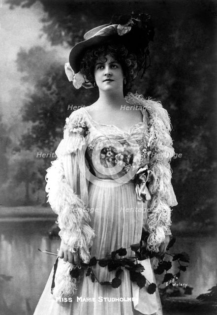 Marie Studholme (1875-1930), English actress, 1900s.Artist: Ellis & Walery