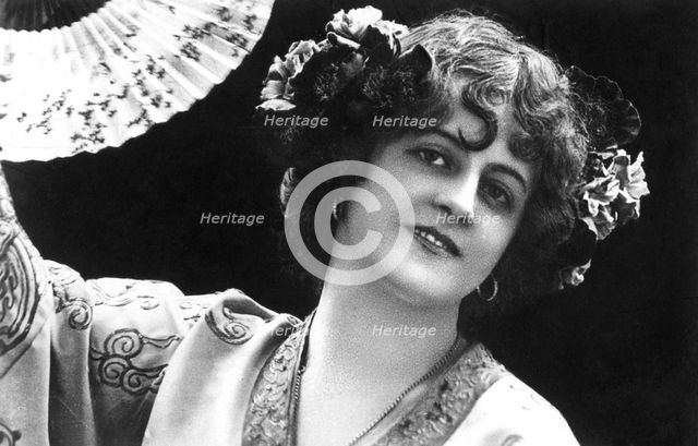 Marie Studholme (1875-1930), English actress, 1900s.Artist: HJ Whitlock