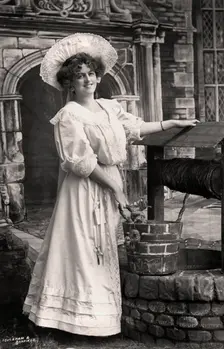 Marie Studholme (1875-1930), English actress, 1900s
