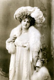 Marie Studholme (1875-1930), English actress, 1900s.Artist: W&D Downey