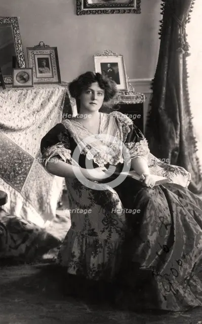 Marie Studholme (1875-1930), English actress, 1906.Artist: Foulsham and Banfield