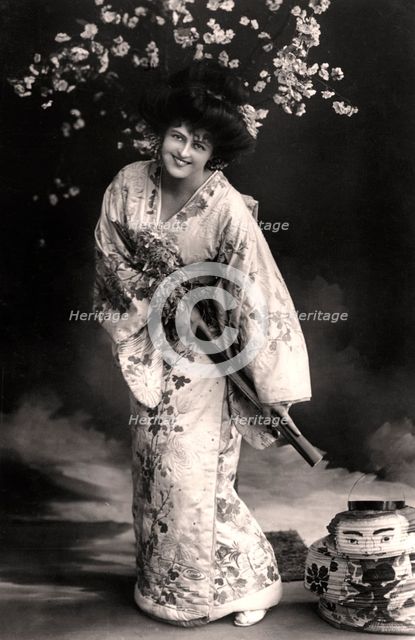Marie Studholme (1875-1930), English actress, 20th century.Artist: Foulsham and Banfield