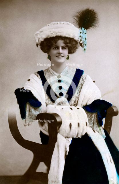 Marie Studholme (1875-1930), English actress, early 20th century.Artist: Davidson Brothers