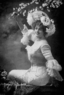 Marie Studholme (1875-1930), English theatre actress, 1902-1903.Artist: Alfred Ellis & Walery