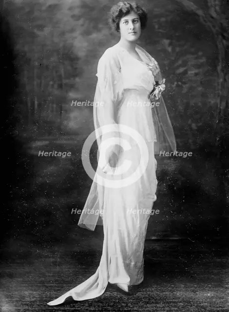 (Marjorie A. Vreeland) Mrs. G.E. Von Gal, between c1910 and c1915. Creator: Bain News Service.