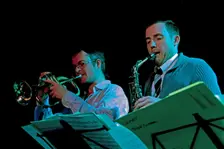 Mark Armstrong and Sam Mayne, Bull's Head, Barnes, London, 2014. Artist: Brian O'Connor
