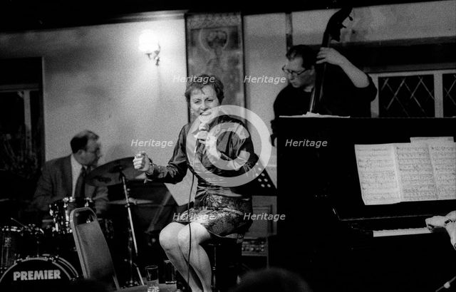 Marlene VerPlanck, Watermill Jazz Club, Dorking, Surrey, Mar 2001. Creator: Brian O'Connor.