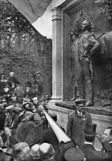 Marshal Joffre's tribute to the Marquis de Lafayette, Prospect Park, Brooklyn, New York, USA, 1917