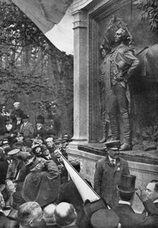 Marshal Joffre's tribute to the Marquis de Lafayette, Prospect Park, Brooklyn, New York, USA, 1917