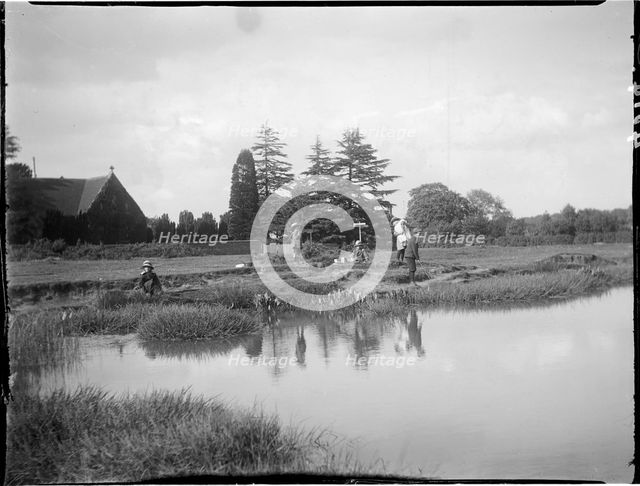 Martin's Pond, Potten End, Nettleden with Potten End, Dacorum, Hertfordshire, 1916. Creator: Katherine Jean Macfee.