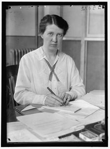 Mary Van Gleck, between 1913 and 1918. Creator: Harris & Ewing
