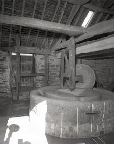 Mary Arden's House at Wilmcote, Stratford-on-Avon, c1955. Creator: Arthur Charles Kirby Ware
