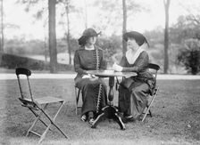 Mary Condon & Mrs. T. Woodruff, between c1910 and c1915. Creator: Bain News Service