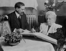 Mary Kennon Evans registers, between c1910 and c1915. Creator: Bain News Service