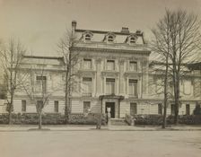 Mary Scott Townsend house, Washington, D.C., c1910. Creator: Frances Benjamin Johnston