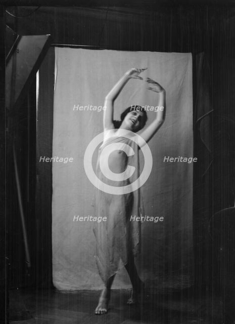 Mason, Frances, Miss, 1929 Mar. 8. Creator: Arnold Genthe.