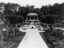 Massachusetts. Beverly Cove. Formal gardens of Miss Abbey Hunt-Evans, between 1920 and 1940. Creator: Frances Benjamin Johnston