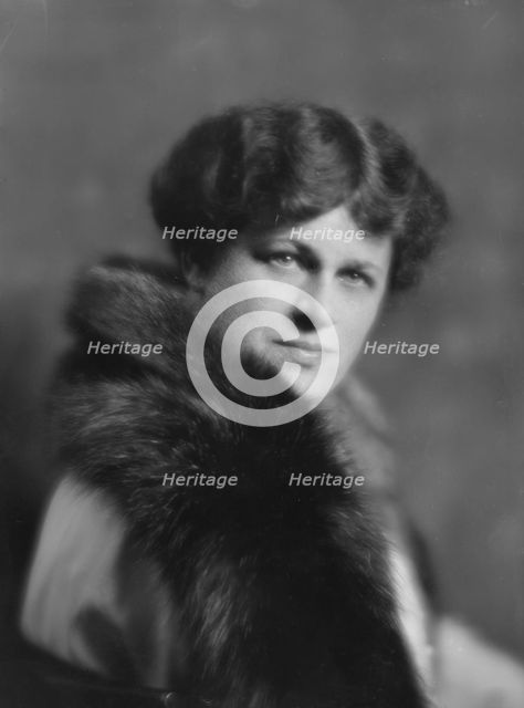McCormack, R.R., Mrs., portrait photograph, 1915. Creator: Arnold Genthe.