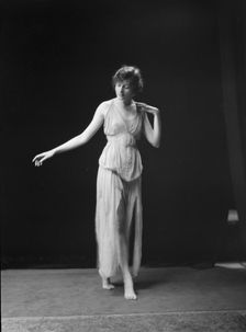 McKenzie, Margaret, Miss, 1919 Oct. 25. Creator: Arnold Genthe