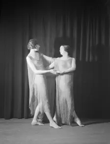 McKenzie, Margaret, Miss, and unidentified dancer, 1920 Feb. 19. Creator: Arnold Genthe