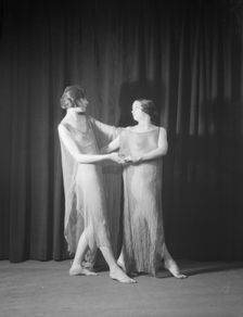 McKenzie, Margaret, Miss, and unidentified dancer, 1920 Feb. 19. Creator: Arnold Genthe