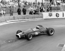 McLaren BRM, Bruce McLaren 1967 Monaco Grand Prix. Creator: Unknown