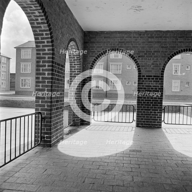 McMorran House, Holloway Estate, Parkhurst Road, Holloway, London, 1966-1975.  Artist: John Gay