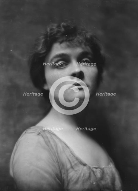 McNally, Miss, portrait photograph, 1915 May 1. Creator: Arnold Genthe.