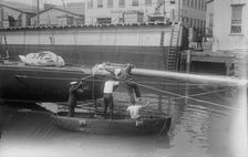 Measuring SHAMROCK, between c1915 and c1920. Creator: Bain News Service