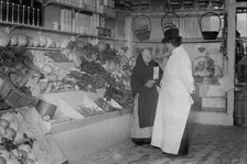 Meat boycott - some vegetables please, NYC market, 1910. Creator: Bain News Service
