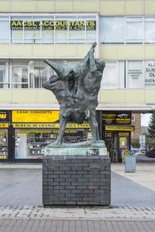 Meat Porters sculpture by Ralph Brown, Market Square, Harlow, Essex, 2015. Artist: Steven Baker