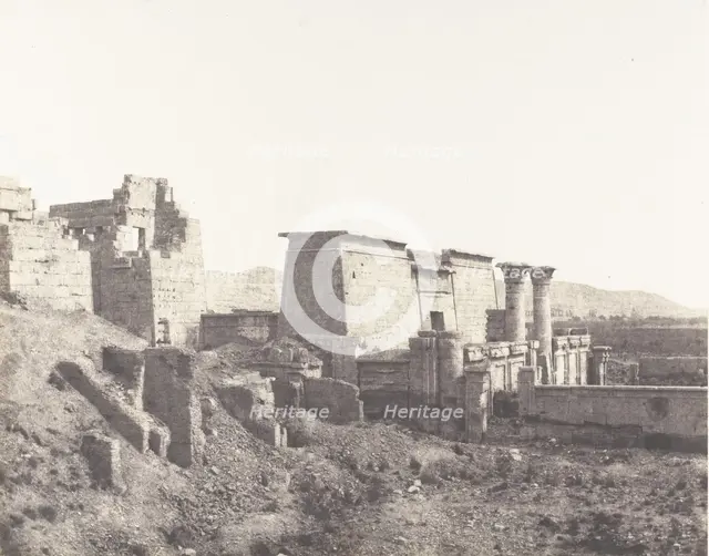 Médinet-Abou (Thèbes), Construction Antérieures - Vue Générale, 1851-52, printed 1853-54. Creator: Félix Teynard.
