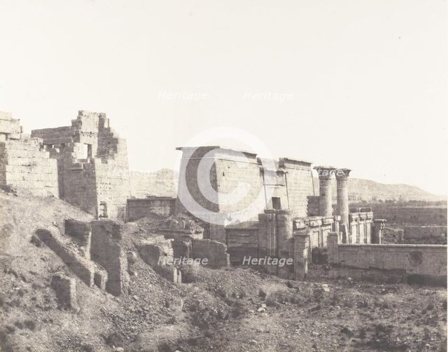 Médinet-Abou (Thèbes), Construction Antérieures - Vue Générale, 1851-52, printed 1853-54. Creator: Félix Teynard.