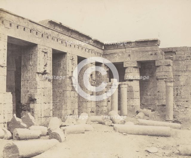 Médinet-Abou (Thèbes). Constructions Postérieures - Deuxiéme Cour, 1851-52, printed 1853-54. Creator: Félix Teynard.