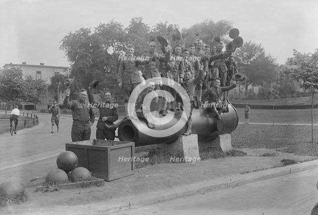 Medical corps, Fort Slocum, 1917. Creator: Bain News Service.