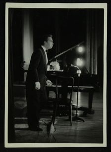 Mel Torme (vocals) in concert at the Bristol Hippodrome, 1950s. Creator: Denis Williams