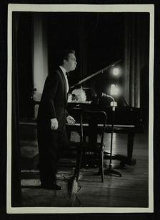 Mel Torme (vocals) in concert at the Bristol Hippodrome, 1950s. Artist: Denis Williams