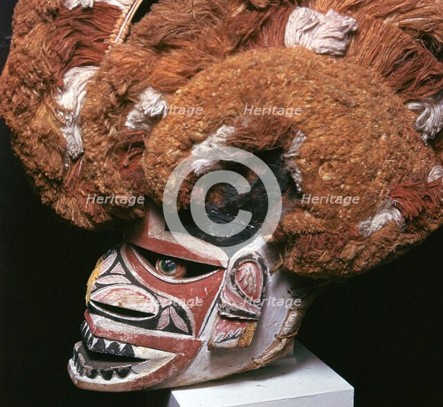 Melanesian mask from New Ireland. Artist: Unknown