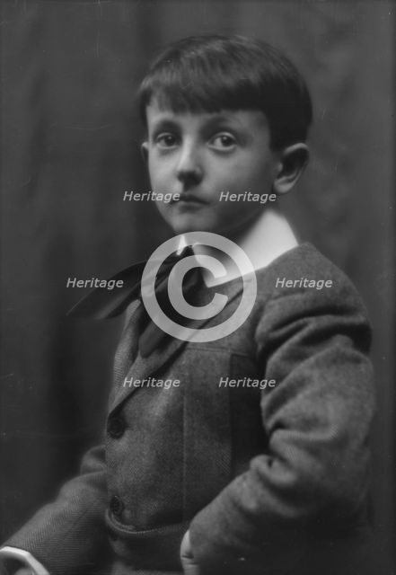 Meloney, Master, portrait photograph, 1912 or 1913. Creator: Arnold Genthe.