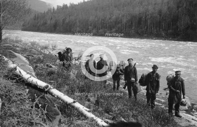 Members of the Expedition Detouring the Mrasskii Rapid, 1913. Creator: GI Ivanov.
