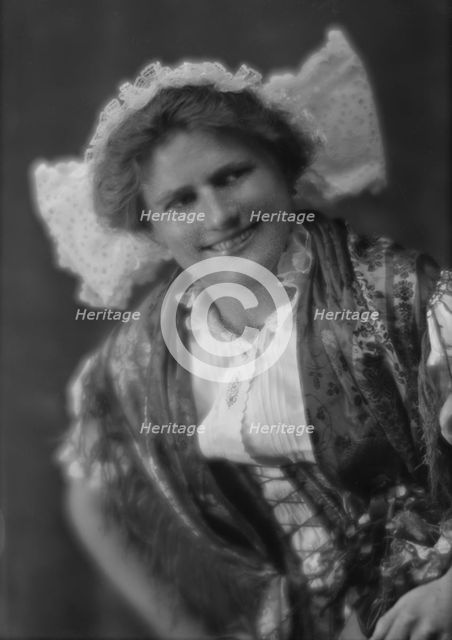 Members of the International Institute for Immigrant Girls, Y.W.C.A., in national costumes..., 1915. Creator: Arnold Genthe.