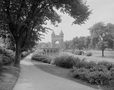 Memorial Arch, Hartford, Ct., c1905. Creator: Unknown